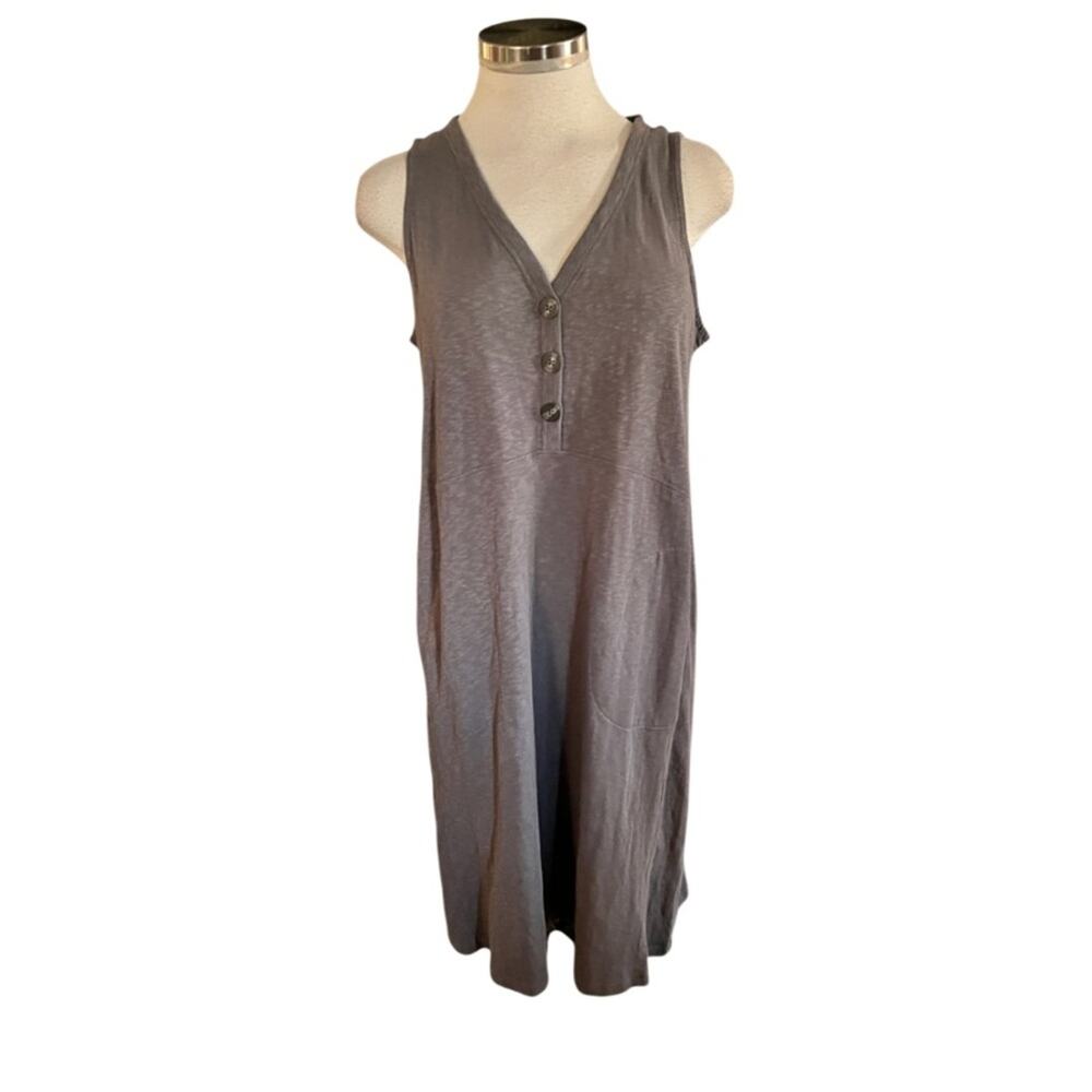 Jill sleeveless Henley-style dress, soft light Size Small